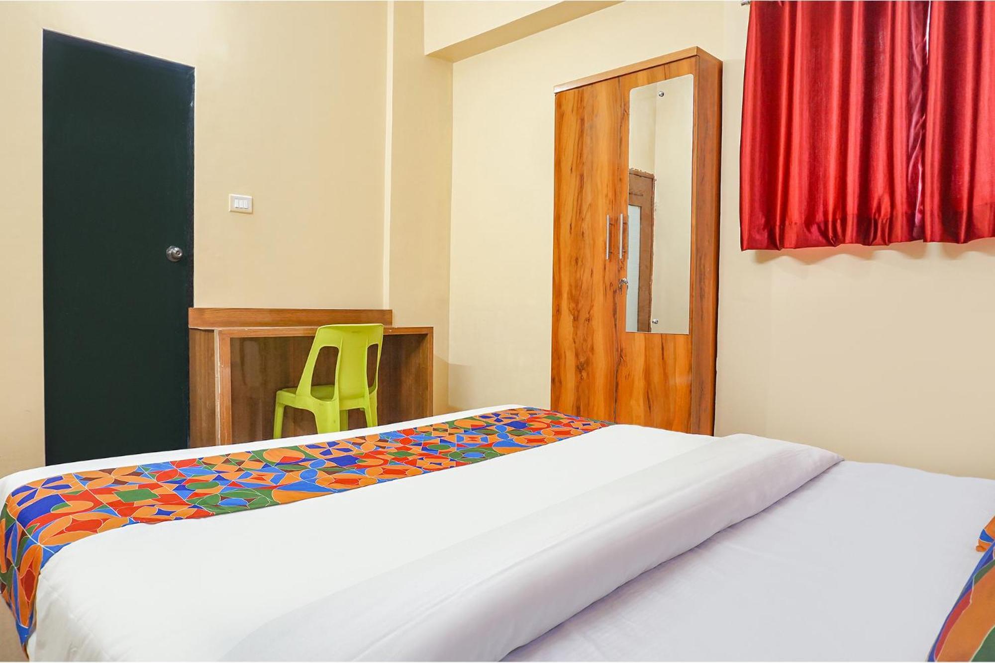 Fabhotel Falcon Inn -Behind The Dmart Baner Pune Esterno foto