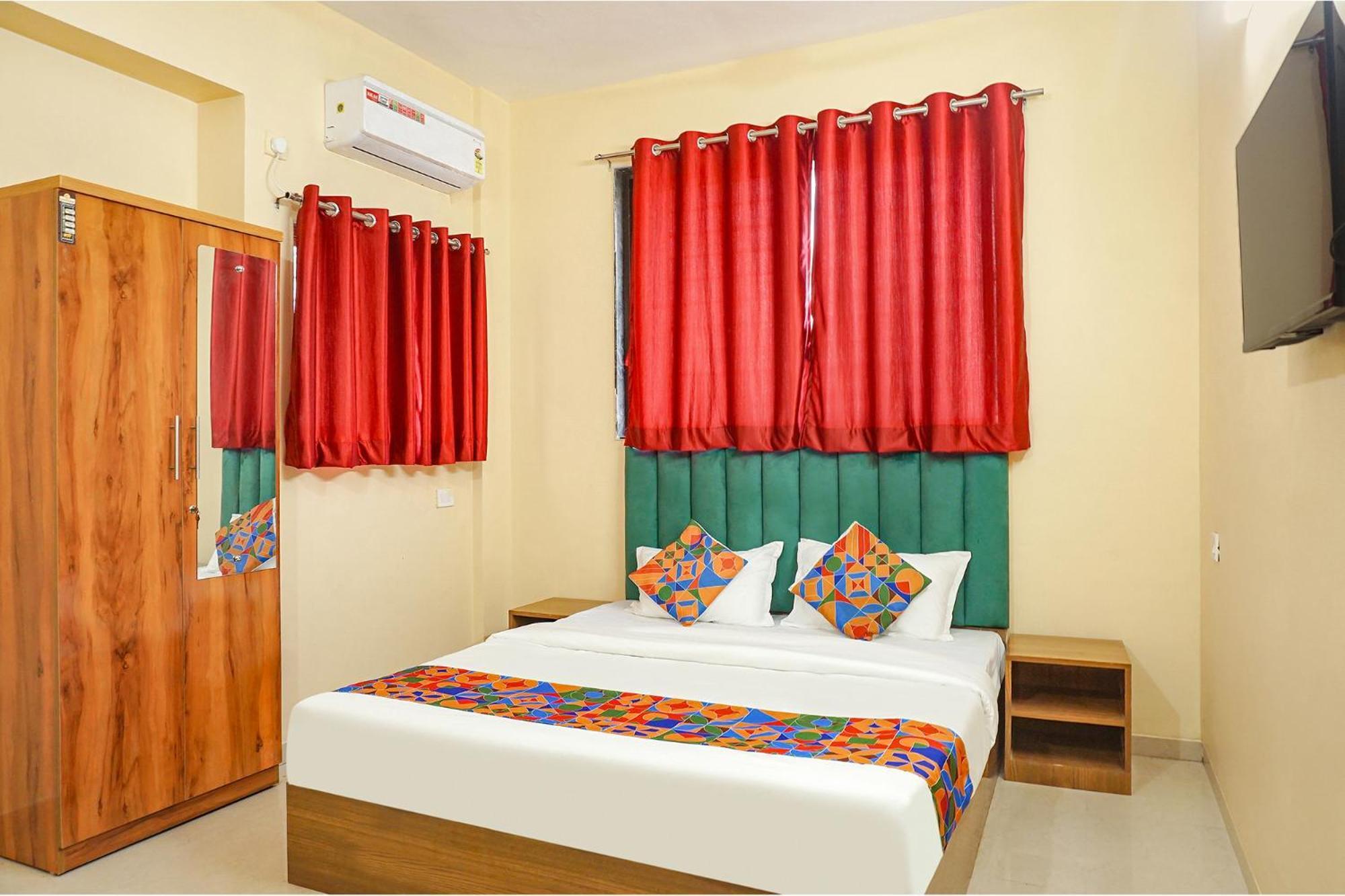 Fabhotel Falcon Inn -Behind The Dmart Baner Pune Esterno foto