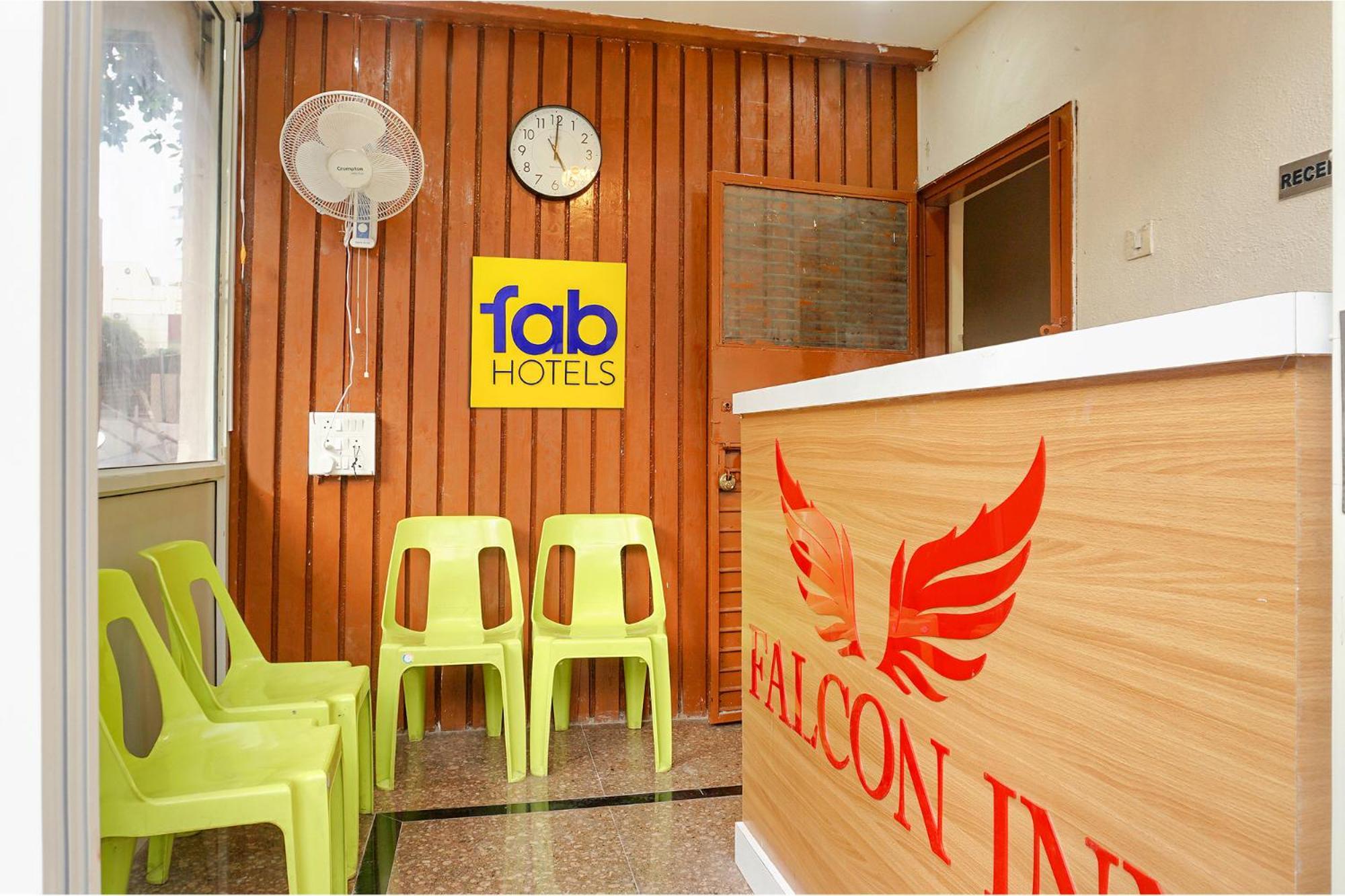 Fabhotel Falcon Inn -Behind The Dmart Baner Pune Esterno foto